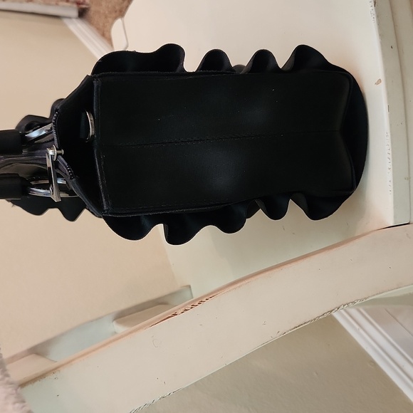 Harveys Seatbelt Lola satchel black bag purse - Picture 5 of 11